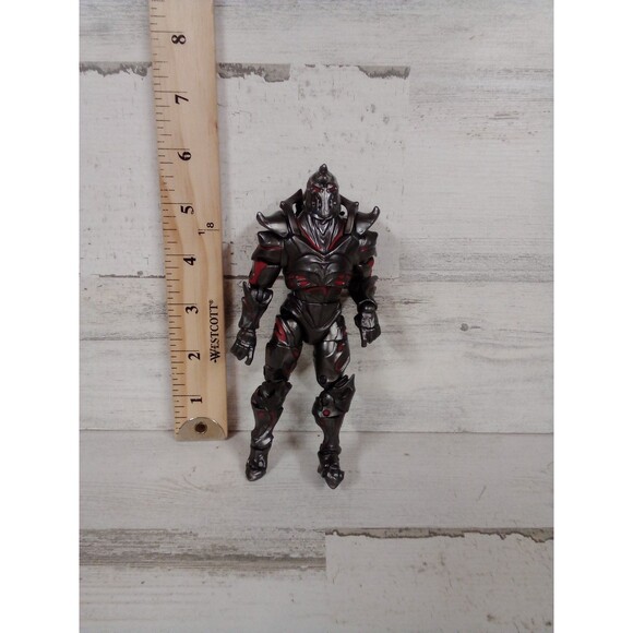 Fortnite Legendary 6-in Ruin Figurine - Picture 12 of 12
